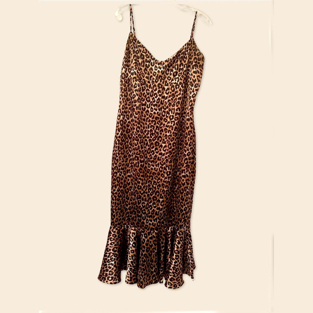 Veosa Satin Leopard Ruffle Hem Midi Dress